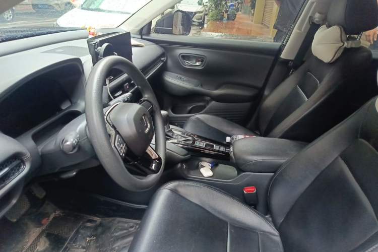 Used Honda HR-V 2023 240TURBO Enjoyment Edition Left Front Seat