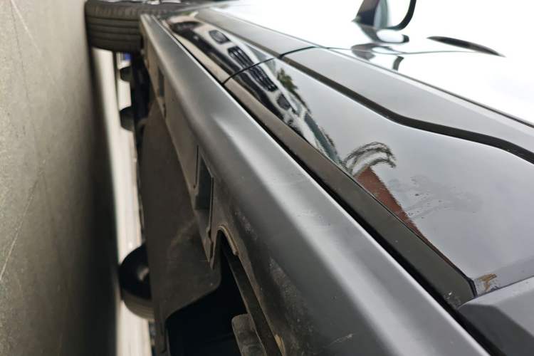 Used Honda HR-V 2023 2.0L eHEV Dynamic Smart Edition Left Side Sill