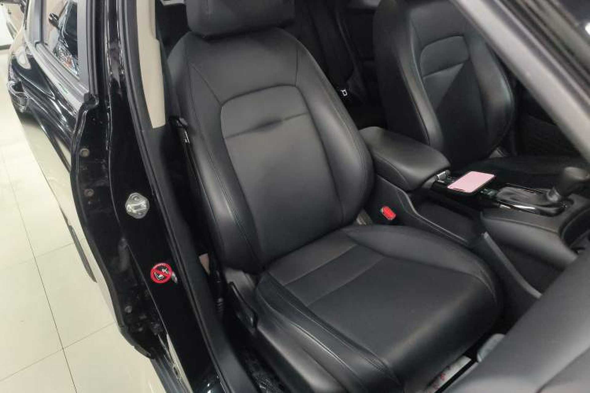 Used Honda HR-V 2023 240TURBO Enjoyment Edition Right Front Seat