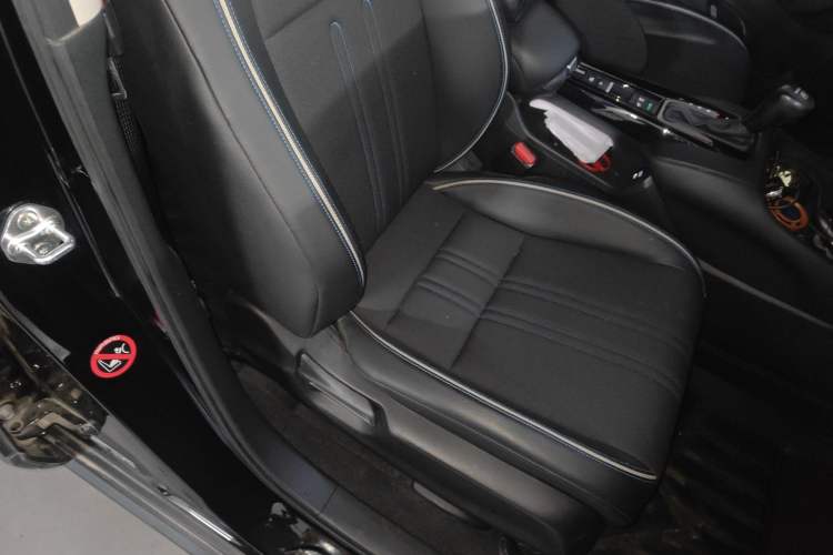 Used Honda HR-V 2023 240TURBO Jingrui Edition Right Front Seat