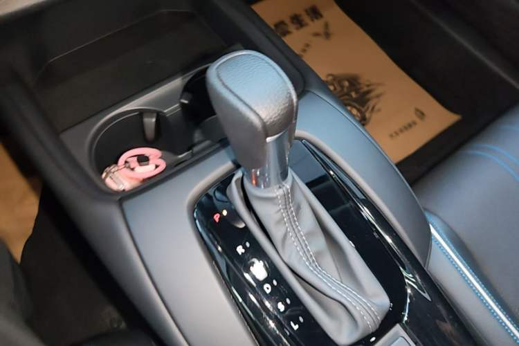 Used Honda HR-V 2023 240TURBO Jingrui Edition Gear Lever