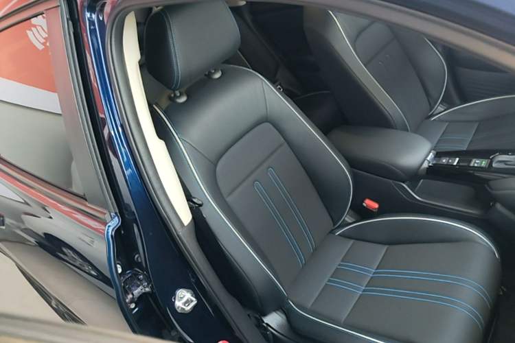 Used Honda HR-V 2023 240TURBO Jingrui Edition Right Front Seat