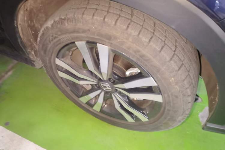 Used Honda HR-V 2023 240TURBO Prestige Edition Right Front Wheel Hub