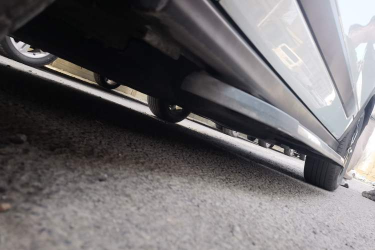 Used Honda HR-V 2023 2.0L eHEV Dynamic Smart Edition Chassis Front Left