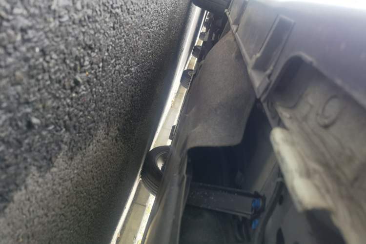 Used Honda HR-V 2023 2.0L eHEV Dynamic Speed Version Chassis Rear Left
