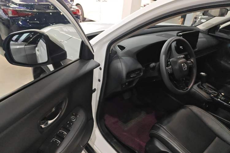 Used Honda HR-V 2023 240TURBO Enjoyment Edition Driver Seat