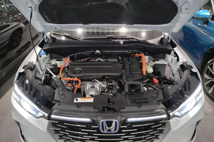 Used Honda HR-V 2023 2.0L eHEV Dynamic Edition Engine Bay