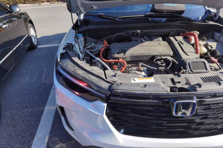 Used Honda HR-V 2023 2.0L eHEV Dynamic Smart Edition Engine Bay Right