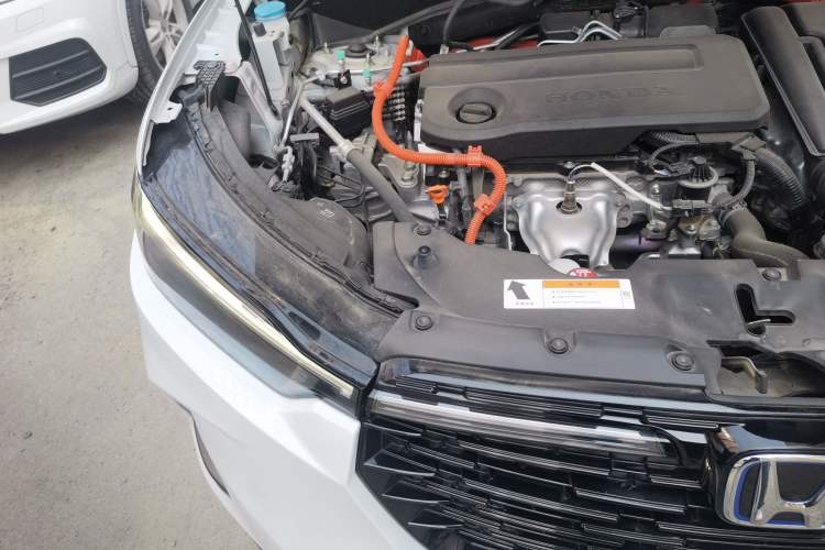 Used Honda HR-V 2023 2.0L eHEV Dynamic Smart Edition Engine Bay Right