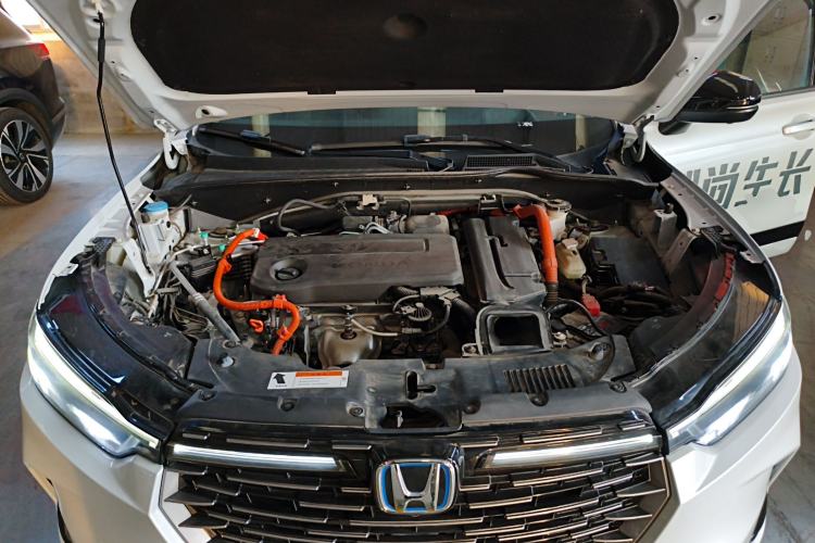 Used Honda HR-V 2023 2.0L eHEV Dynamic Edition Engine Bay