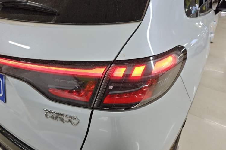 Used Honda HR-V 2023 2.0L eHEV Dynamic Edition Exterior 6