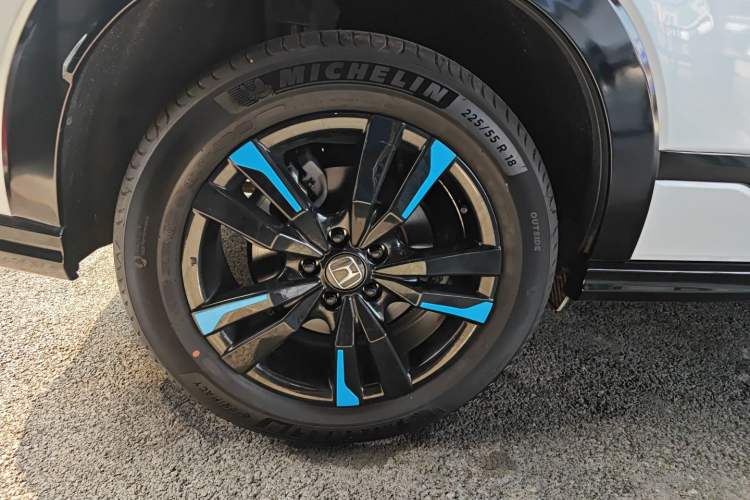 Used Honda HR-V 2023 2.0L eHEV Dynamic Edition Exterior 8