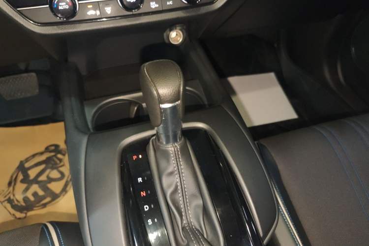 Used Honda HR-V 2023 240TURBO Jingrui Edition Gear Lever
