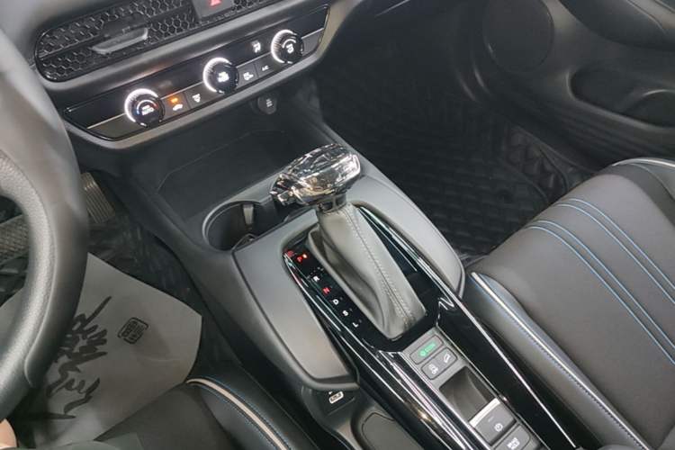 Used Honda HR-V 2023 240TURBO Jingrui Edition Gear Lever