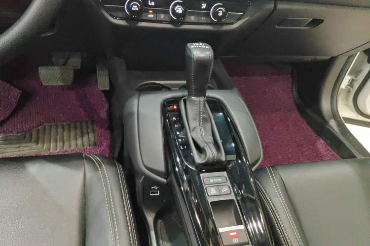Used Honda HR-V 2023 240TURBO Enjoyment Edition Gear Lever