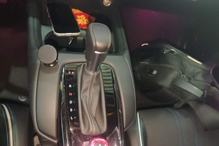 Used Honda HR-V 2023 240TURBO Jingrui Edition Gear Lever
