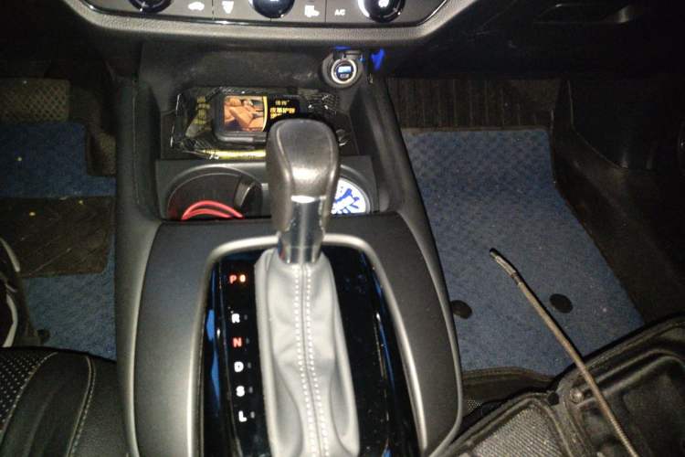 Used Honda HR-V 2023 240TURBO Jingrui Edition Gear Lever