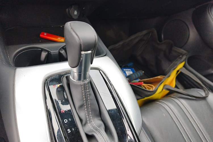 Used Honda HR-V 2023 240TURBO Prestige Edition Gear Lever