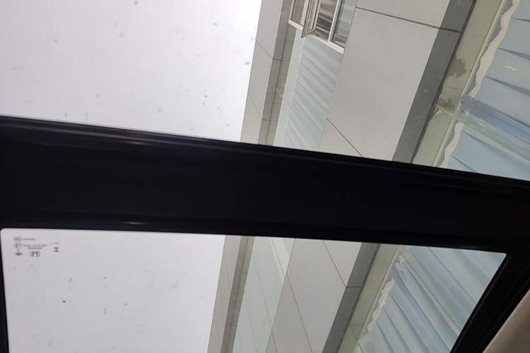Used Honda HR-V 2023 2.0L eHEV Dynamic Edition Headliner