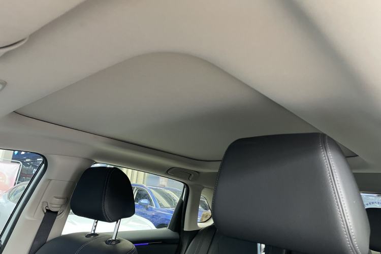 Used Honda HR-V 2023 2.0L eHEV Dynamic Edition Headliner