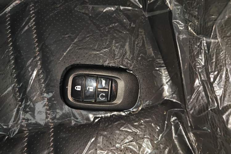Used Honda HR-V 2023 2.0L eHEV Dynamic Edition Interior 1