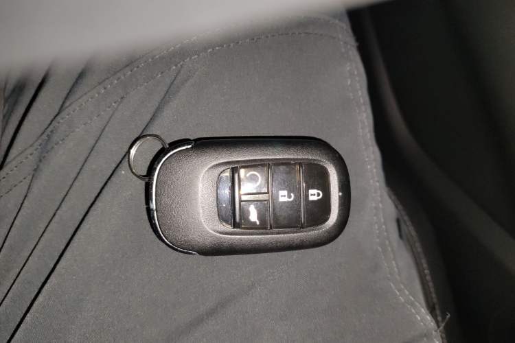 Used Honda HR-V 2023 2.0L eHEV Dynamic Edition Interior 1