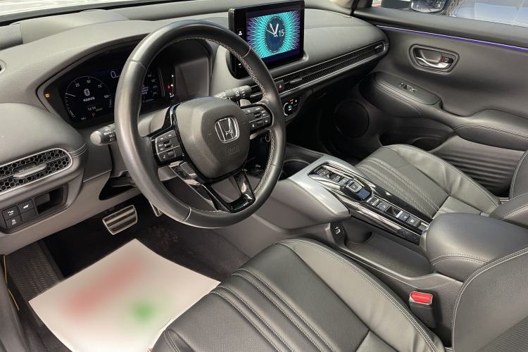 Used Honda HR-V 2023 2.0L eHEV Dynamic Edition Interior 1