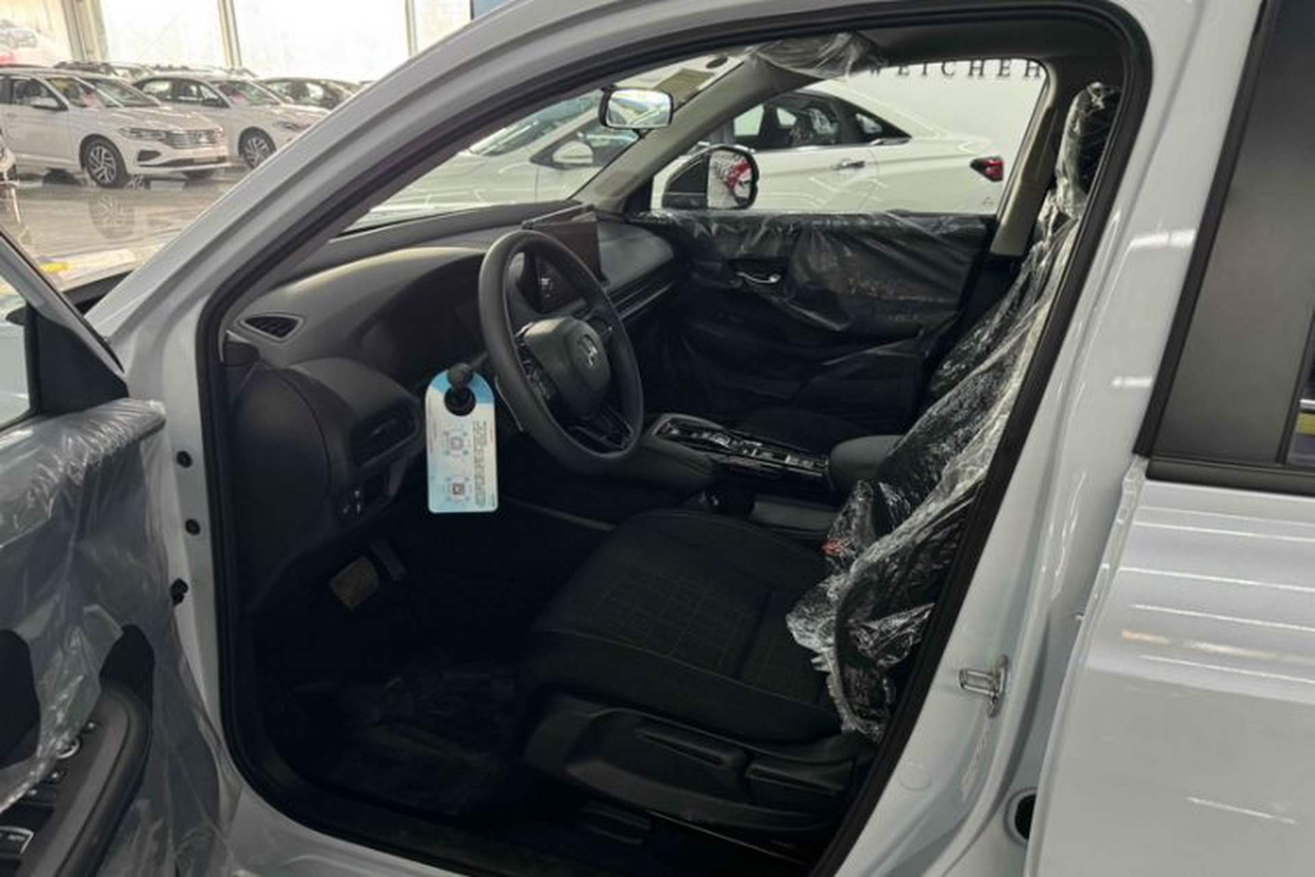 Used Honda HR-V 2023 2.0L eHEV Dynamic Speed Version Interior 2