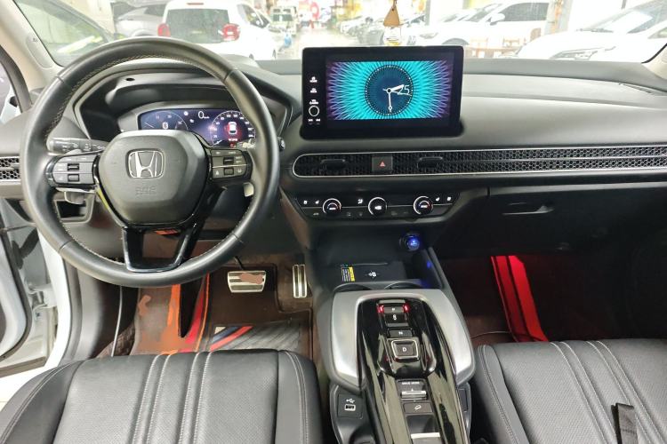 Used Honda HR-V 2023 2.0L eHEV Dynamic Edition Interior 2