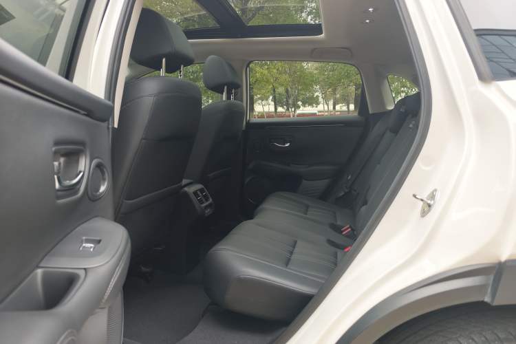 Used Honda HR-V 2023 240TURBO Prestige Edition Interior 3