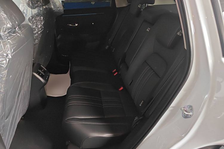 Used Honda HR-V 2023 2.0L eHEV Dynamic Edition Interior 4