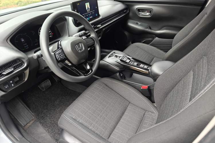 Used Honda HR-V 2023 2.0L eHEV Dynamic Speed Version Interior 7