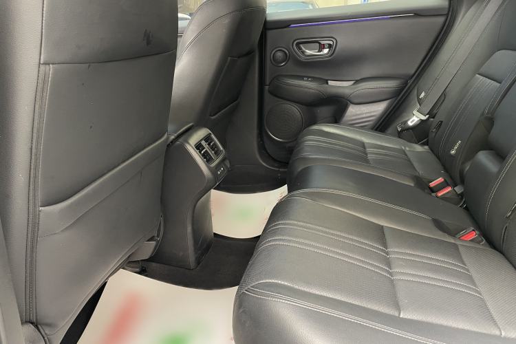 Used Honda HR-V 2023 2.0L eHEV Dynamic Edition Interior 7