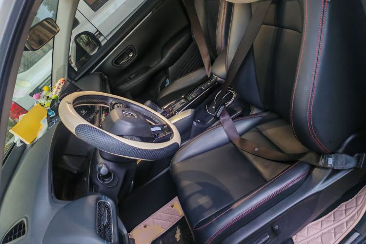 Used Honda HR-V 2023 240TURBO Trendy Edition Left Front Seat