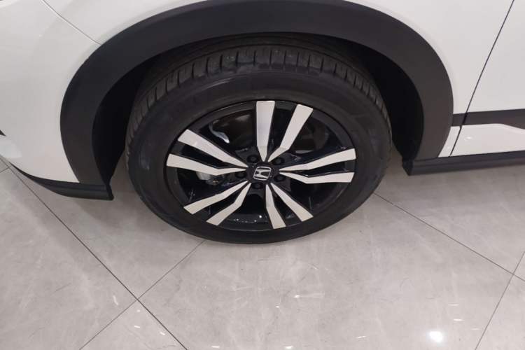 Used Honda HR-V 2023 240TURBO Trendy Edition Left Front Wheel Hub