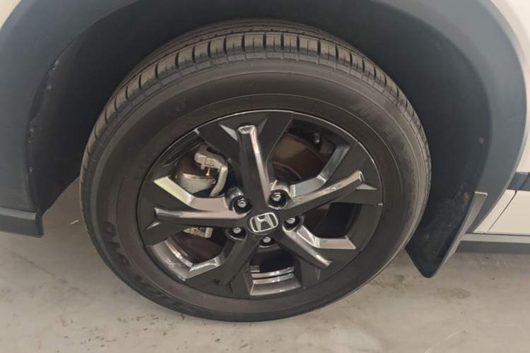 Used Honda HR-V 2023 240TURBO Enjoyment Edition Left Front Wheel Hub