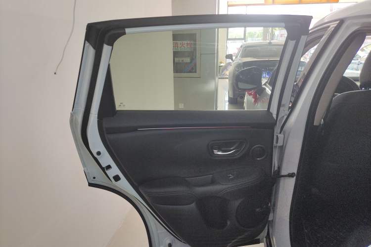 Used Honda HR-V 2023 2.0L eHEV Dynamic Edition Left Rear Door Interior