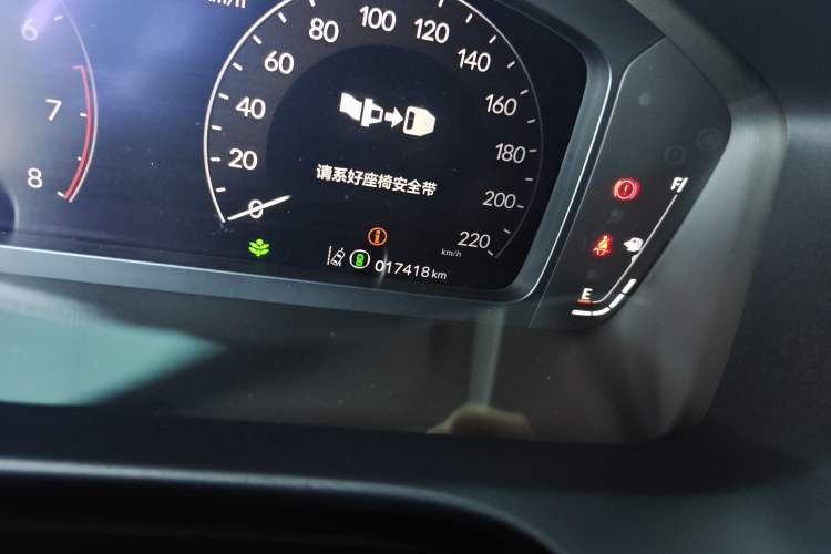 Used Honda HR-V 2023 240TURBO Trendy Edition Odometer Close Up