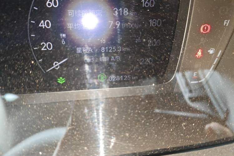 Used Honda HR-V 2023 240TURBO Trendy Edition Odometer Close Up