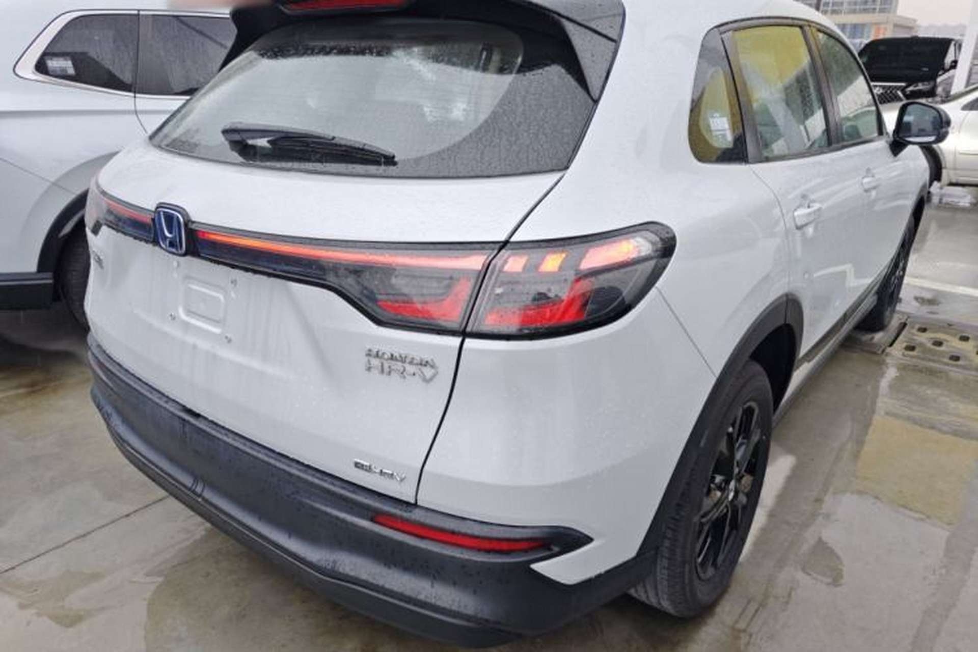 Used Honda HR-V 2023 2.0L eHEV Dynamic Smart Edition Rear Right 45 Deg