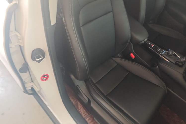 Used Honda HR-V 2023 240TURBO Enjoyment Edition Right Front Seat