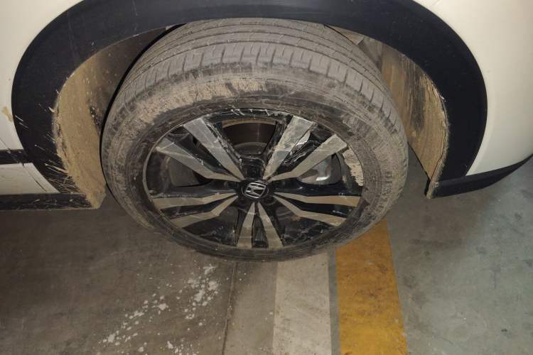 Used Honda HR-V 2023 240TURBO Trendy Edition Right Front Wheel Hub