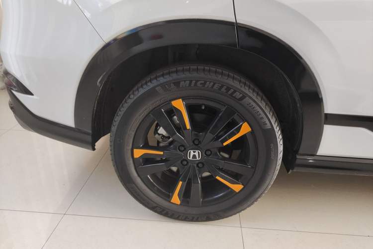Used Honda HR-V 2023 2.0L eHEV Dynamic Edition Right Rear Wheel Hub