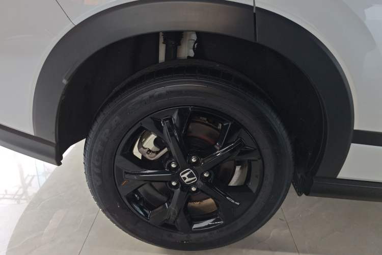 Used Honda HR-V 2023 2.0L eHEV Dynamic Speed Version Right Rear Wheel Hub