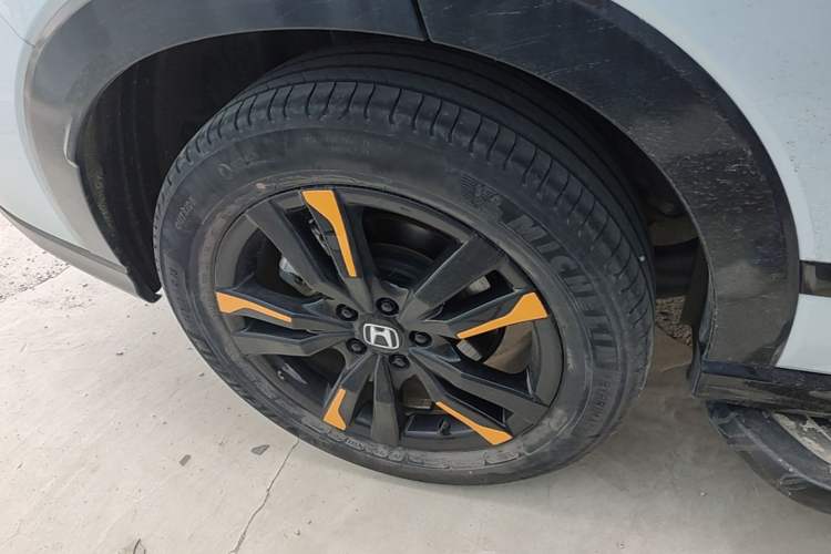 Used Honda HR-V 2023 2.0L eHEV Dynamic Edition Right Rear Wheel Hub