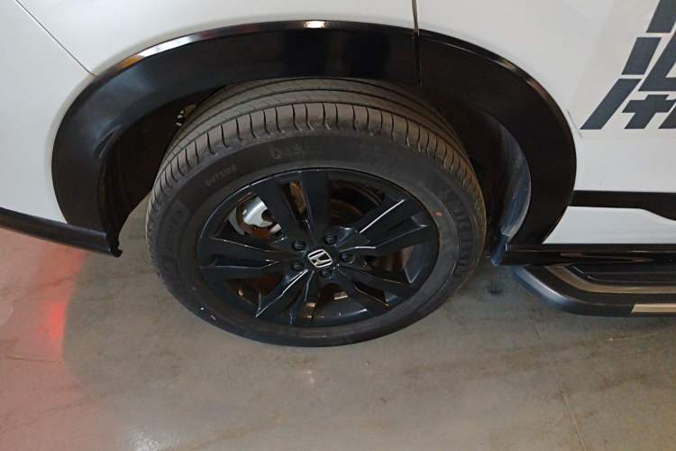 Used Honda HR-V 2023 2.0L eHEV Dynamic Edition Right Rear Wheel Hub