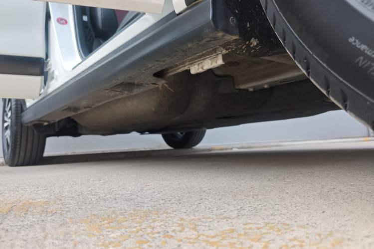 Used Honda HR-V 2023 240TURBO Prestige Edition Right Side Sill
