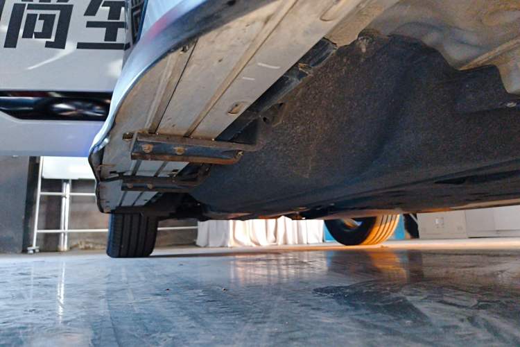 Used Honda HR-V 2023 2.0L eHEV Dynamic Edition Right Side Sill