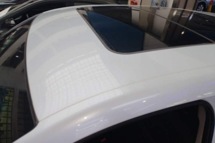 Used Honda HR-V 2023 2.0L eHEV Dynamic Edition Roof