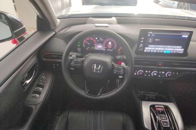 Used Honda HR-V 2023 2.0L eHEV Dynamic Edition Steering Wheel